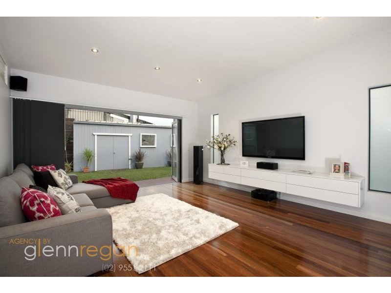 22 Cook Street, Tempe NSW 2044