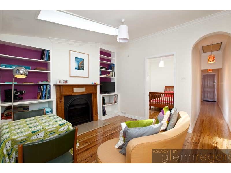 61 Hutchinson, St Peters NSW 2044