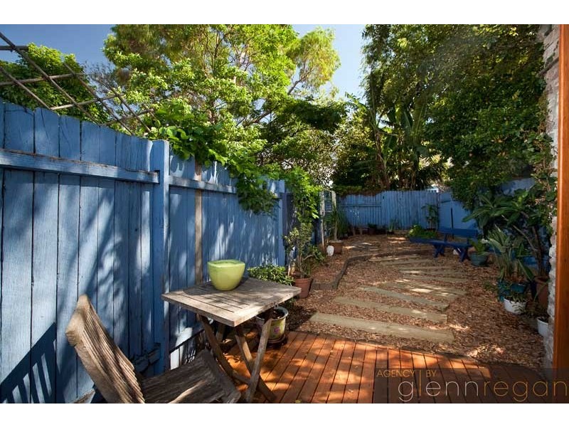 61 Hutchinson, St Peters NSW 2044