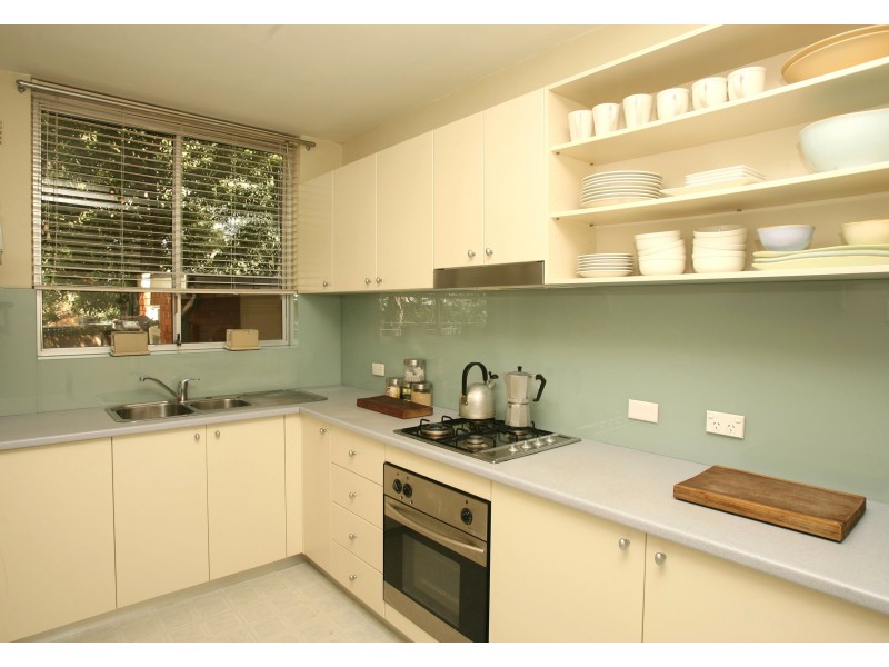 2/64a Cambridge Street, Stanmore NSW 2048