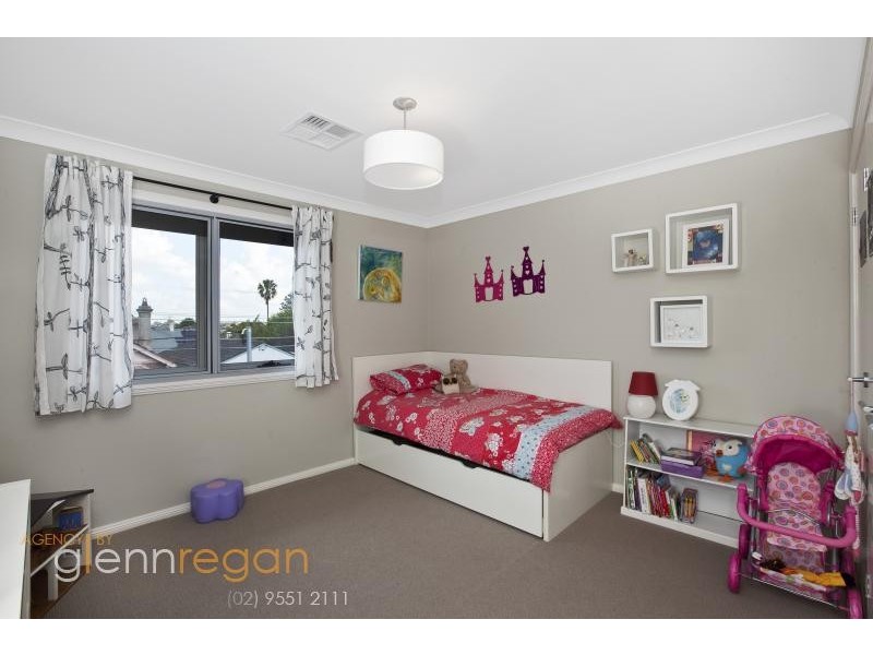 11 Edith Street, St Peters NSW 2044