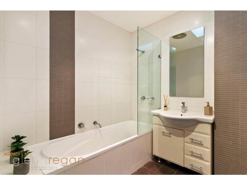 42 Brown Street, St Peters NSW 2044