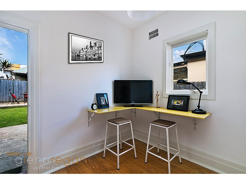 27 Fanning Street, Tempe NSW 2044