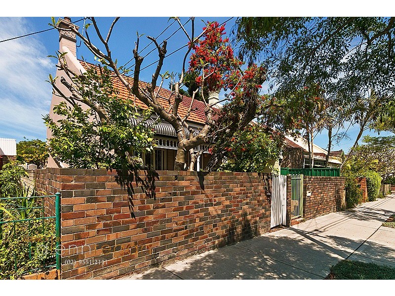 144 Unwins Bridge Road, St Peters NSW 2044