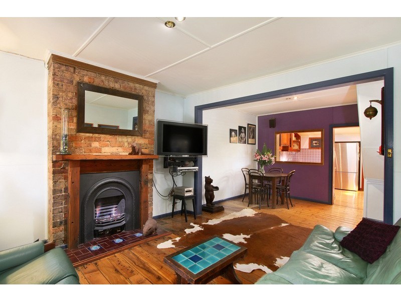 24 Alfred Street, St Peters NSW 2044