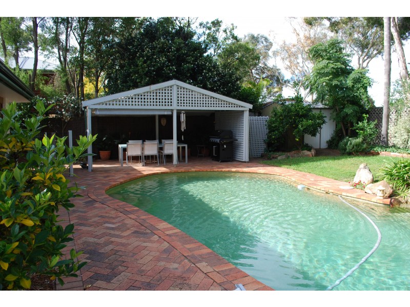 24 Evelyn Crescent, Berowra Heights NSW 2082