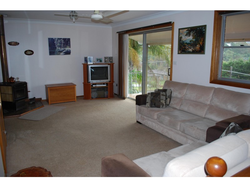 20 Foxglove Road, Mount Colah NSW 2079