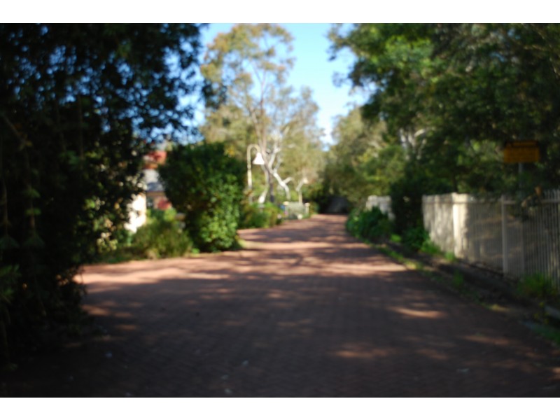 1E Berry Park Way, Mount Colah NSW 2079