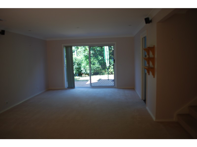 1E Berry Park Way, Mount Colah NSW 2079