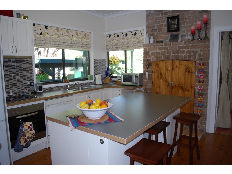 127 Berowra Waters Rad, Berowra Heights NSW 2082