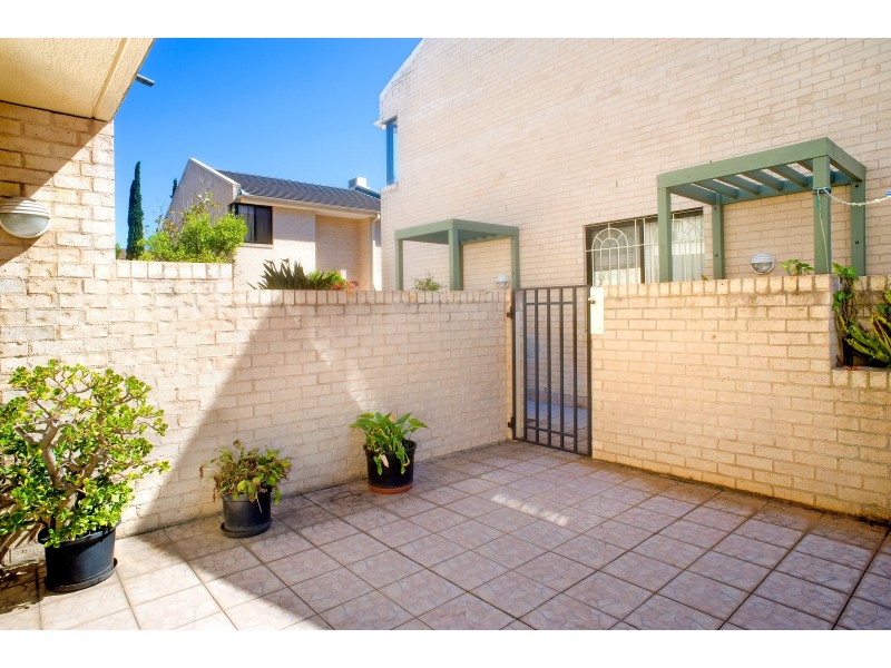 2/581 Anzac Parade, Maroubra NSW 2035