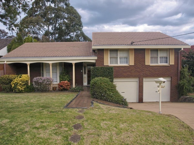 13 Lochinvar parade, Carlingford NSW 2118