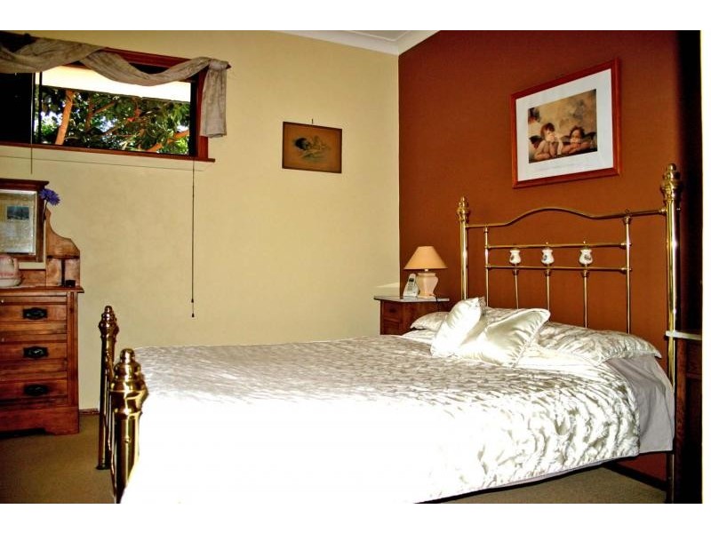 15 cook, Glass House Mountains QLD 4518