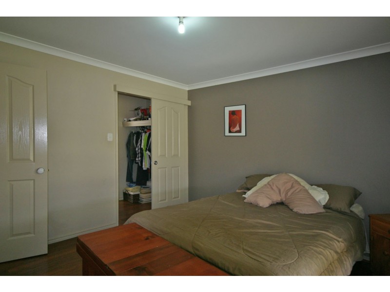 18 Coolamon Crescent, Beerwah QLD 4519