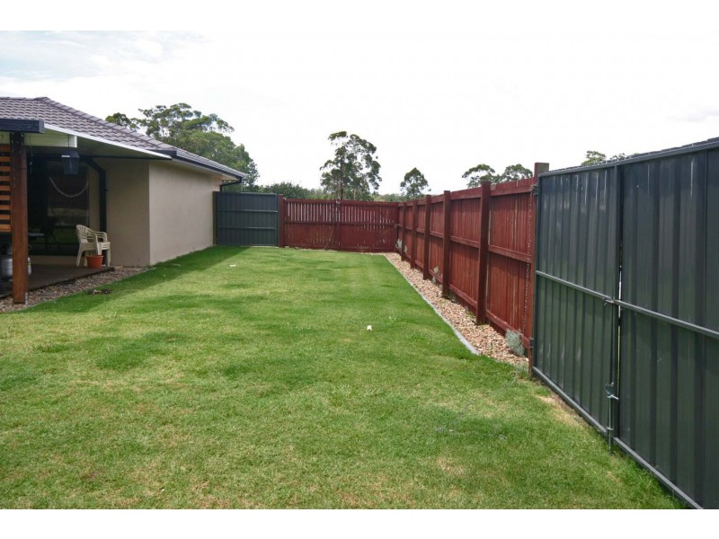 18 Coolamon Crescent, Beerwah QLD 4519