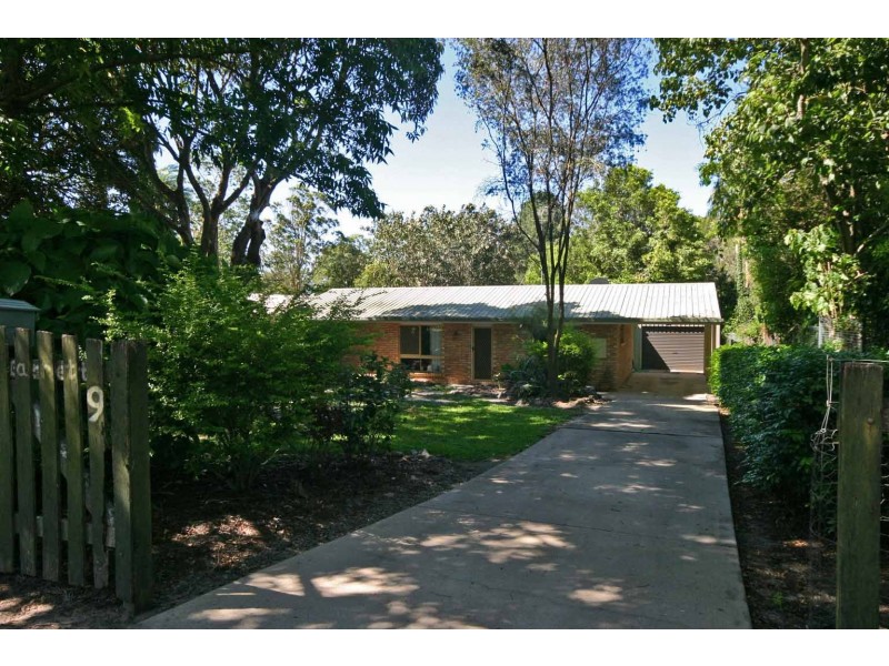 9 Mellumview Drive, Beerwah QLD 4519