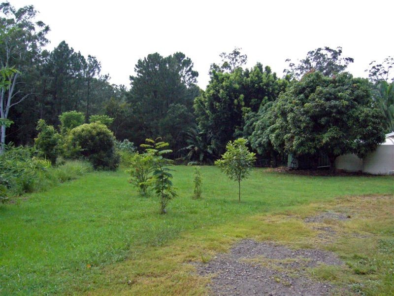 10 Jeffreys Road, Glass House Mountains QLD 4518