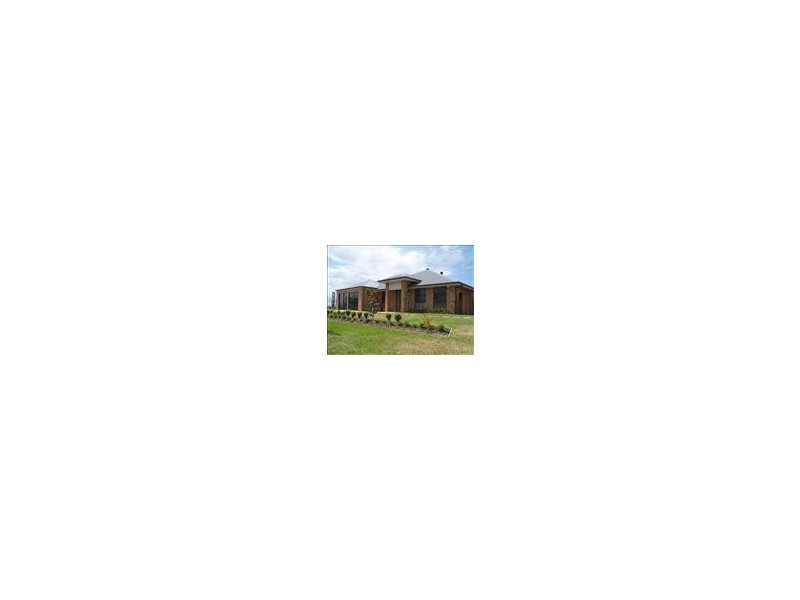 762 Canterbury Drive, Morpeth NSW 2321