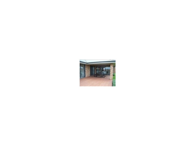 762 Canterbury Drive, Morpeth NSW 2321