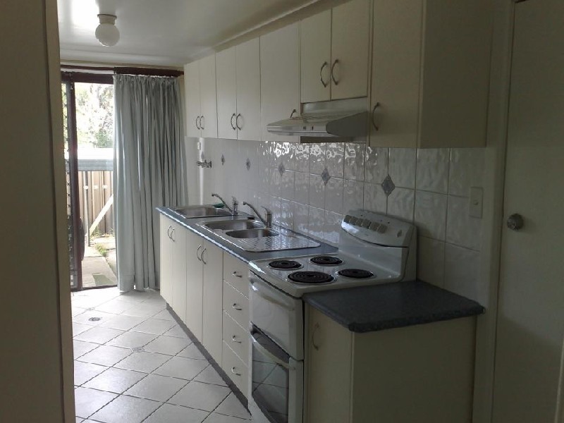 2 Oatlands street, Wentworthville NSW 2145