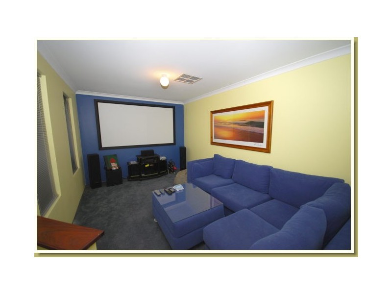 68 Somerville Drive, College Grove WA 6230