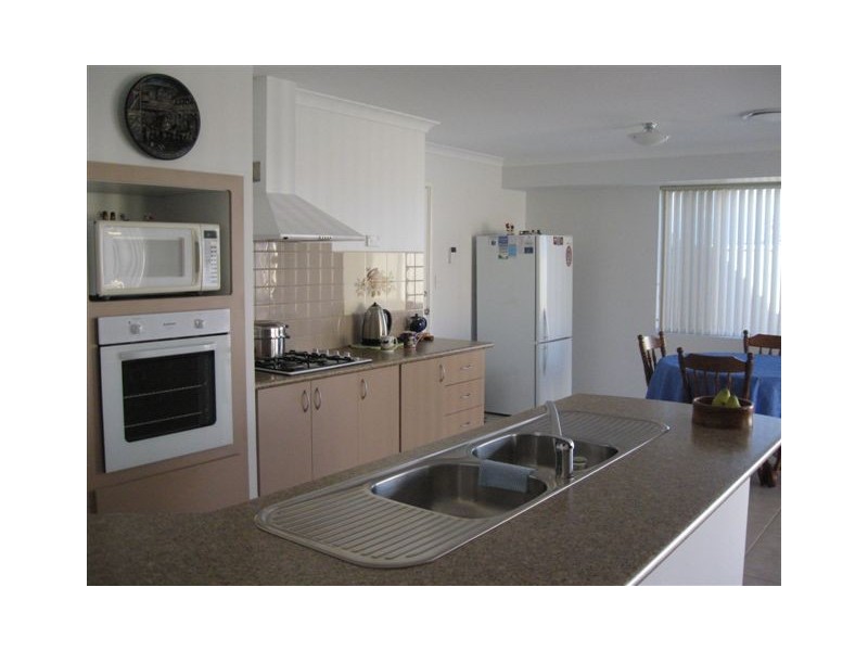15 Chisholm Road, Dalyellup WA 6230