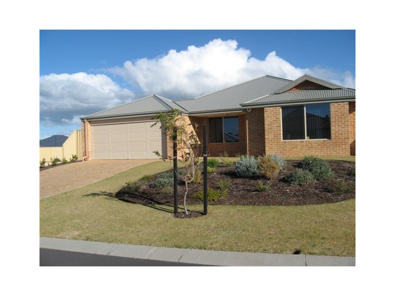 15 Chisholm Road, Dalyellup WA 6230