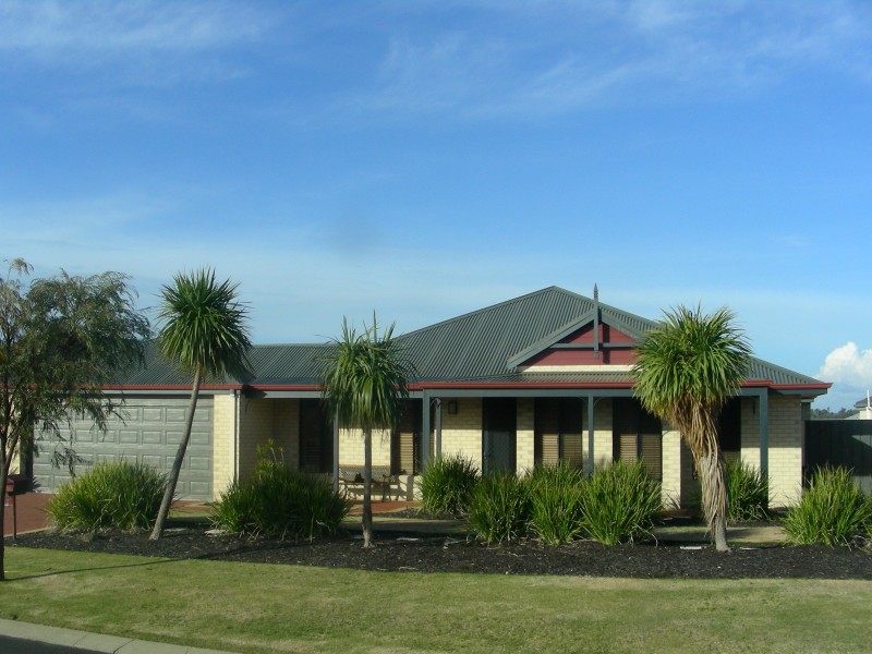 13 Janjin Road, Dalyellup WA 6230