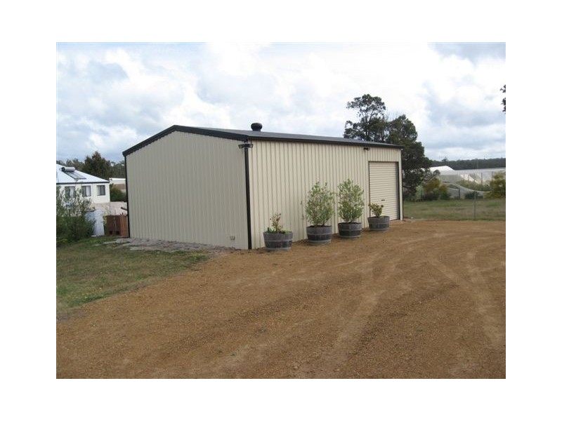 33 Salmon Gums Retreat, Donnybrook WA 6239