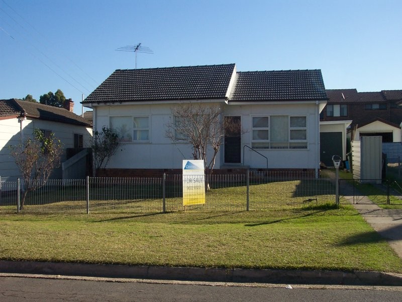 3 Calabro Avenue, Liverpool NSW 2170