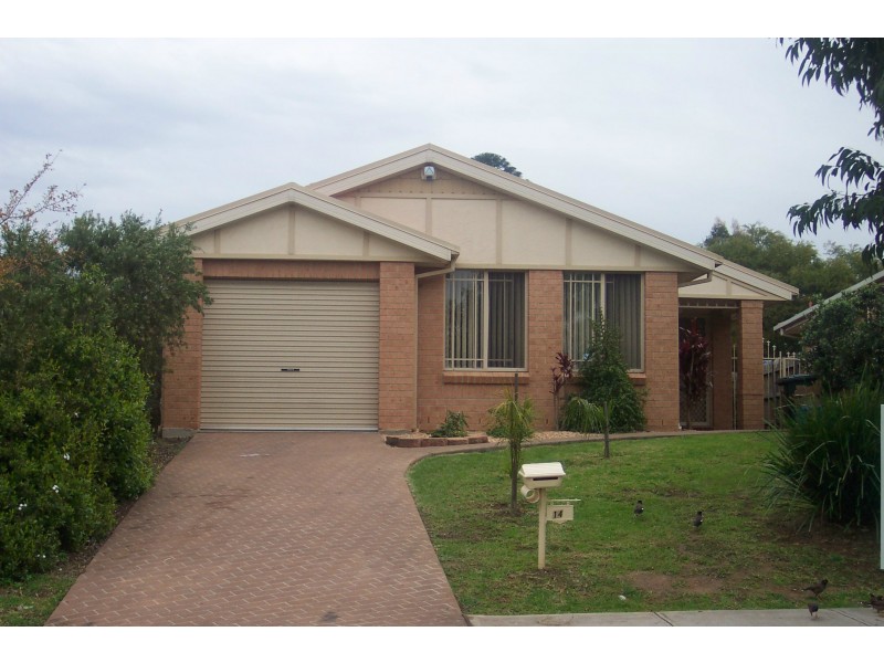 14 Pacific Palms Circuit, Hoxton Park NSW 2171
