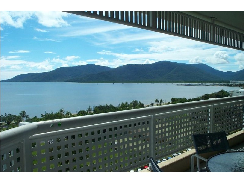 209 Abbott Street, Cairns City QLD 4870