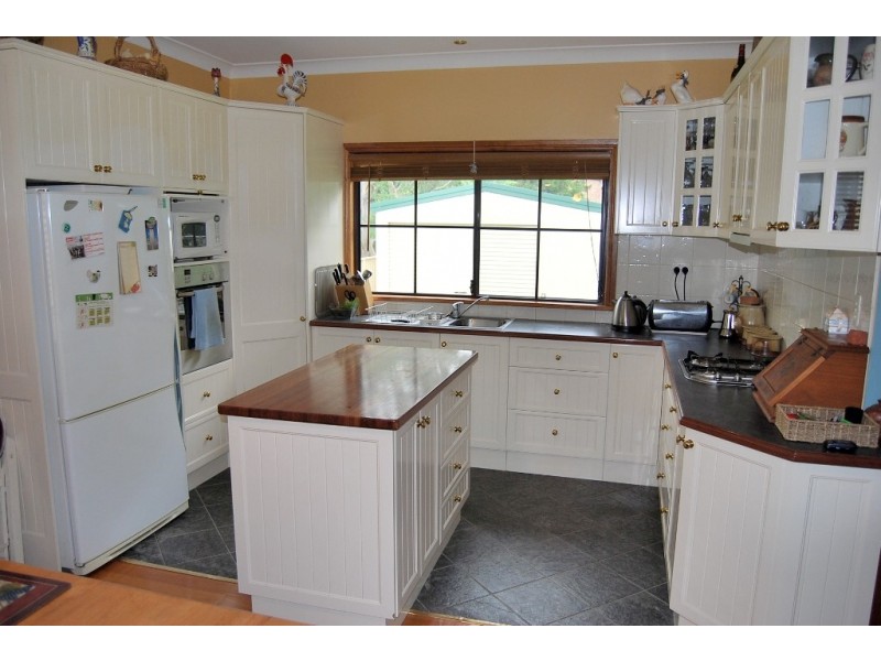 92 Caldwell Avenue, Tarrawanna NSW 2518