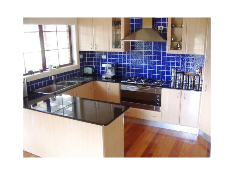 27 Bertram Close, Tarrawanna NSW 2518