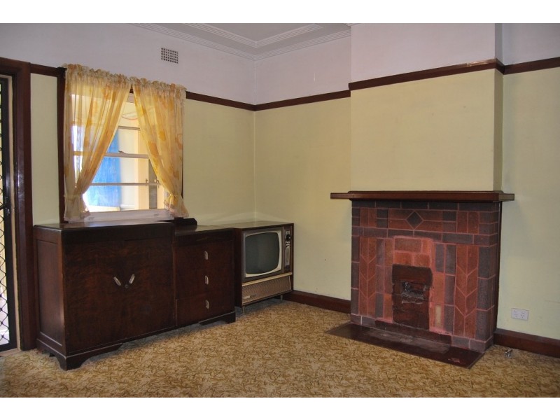 27 Charles Road, Fernhill NSW 2519