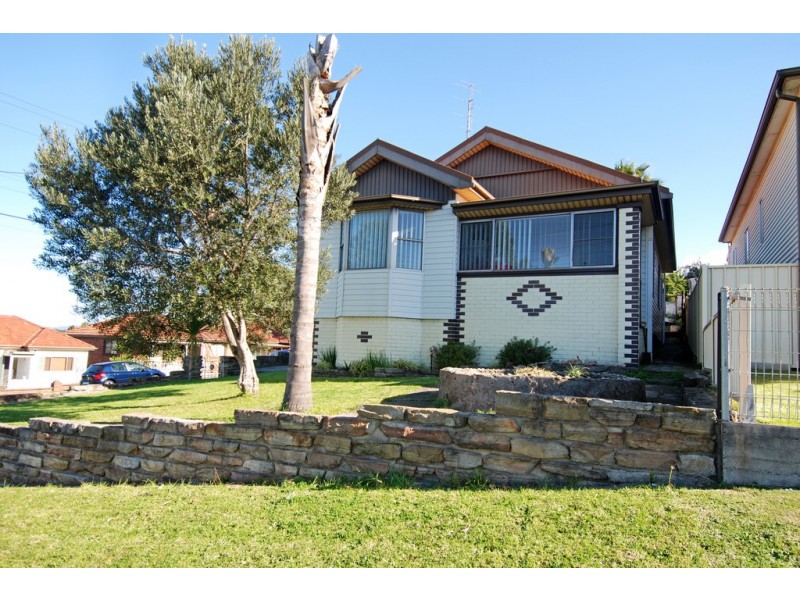 114 First Avenue North, Warrawong NSW 2502