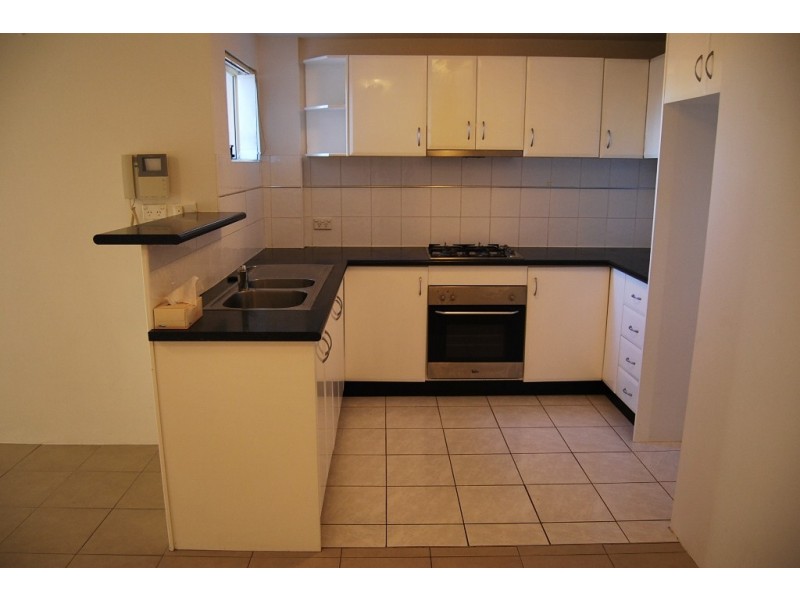 2/267 Princes Highway, Corrimal NSW 2518