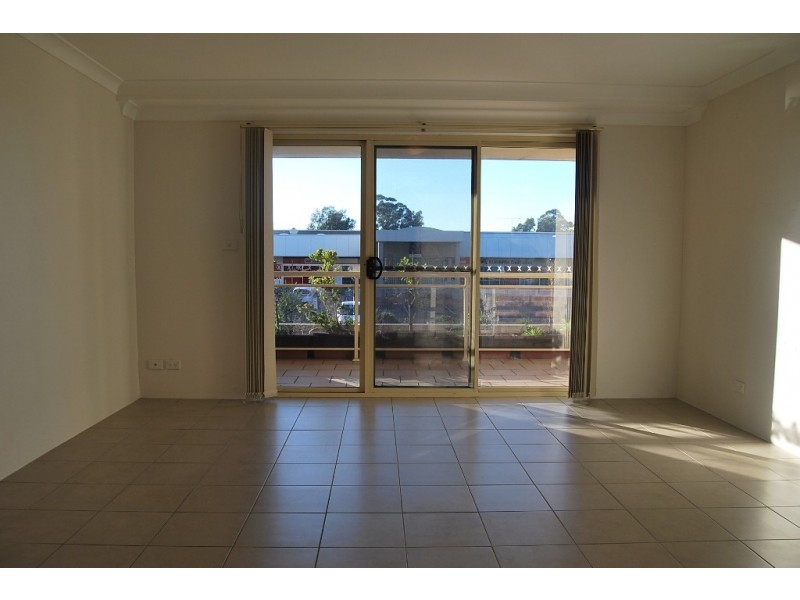 2/267 Princes Highway, Corrimal NSW 2518