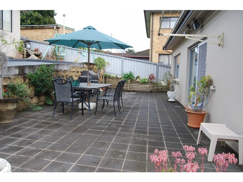 1/47 Rowland Avenue, Wollongong NSW 2500