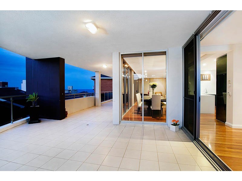 2/9A Kembla Street, Wollongong NSW 2500