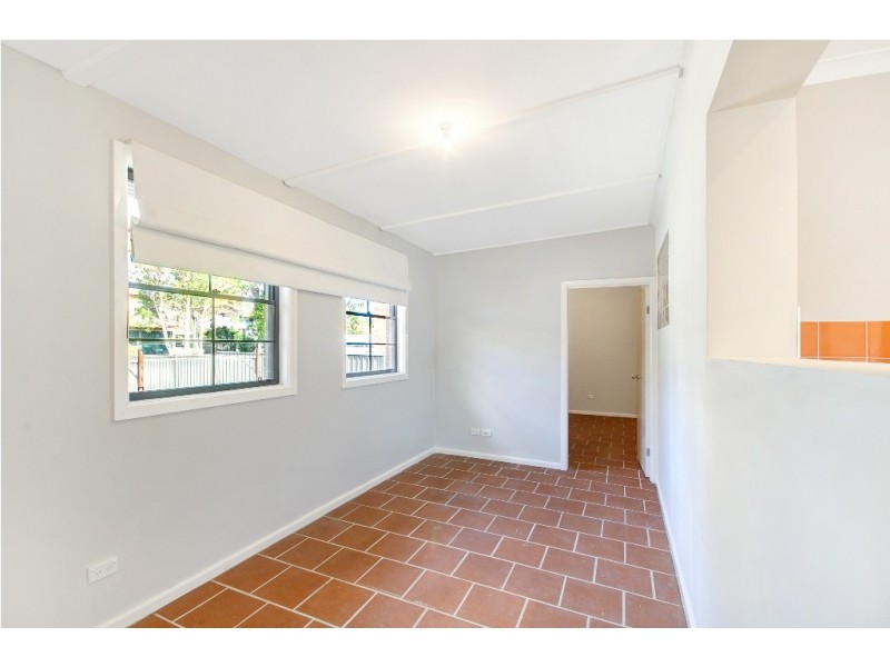 1 St Andrews Place, Corrimal NSW 2518