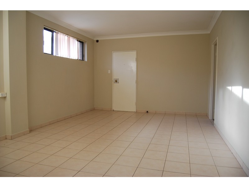 2/1 McCauley Street, Thirroul NSW 2515
