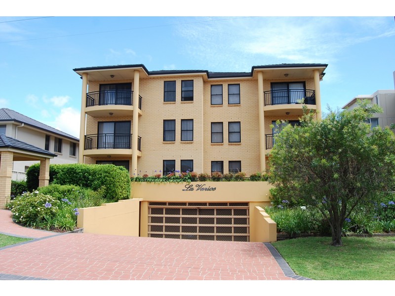 4/22 New Dapto Road, Wollongong NSW 2500