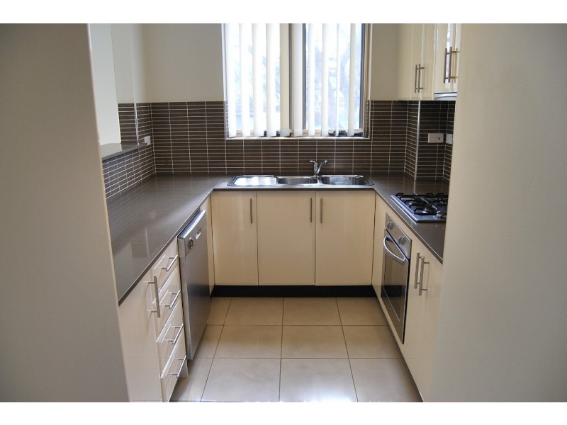 1/5-7 Princes Highway, Figtree NSW 2525