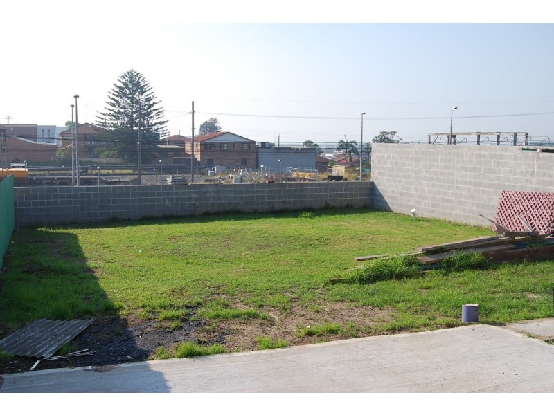 49 Gladstone Avenue, Wollongong NSW 2500