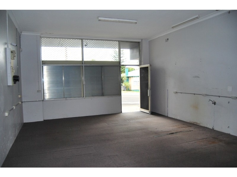 3 & 4/31 Waples Road, Unanderra NSW 2526