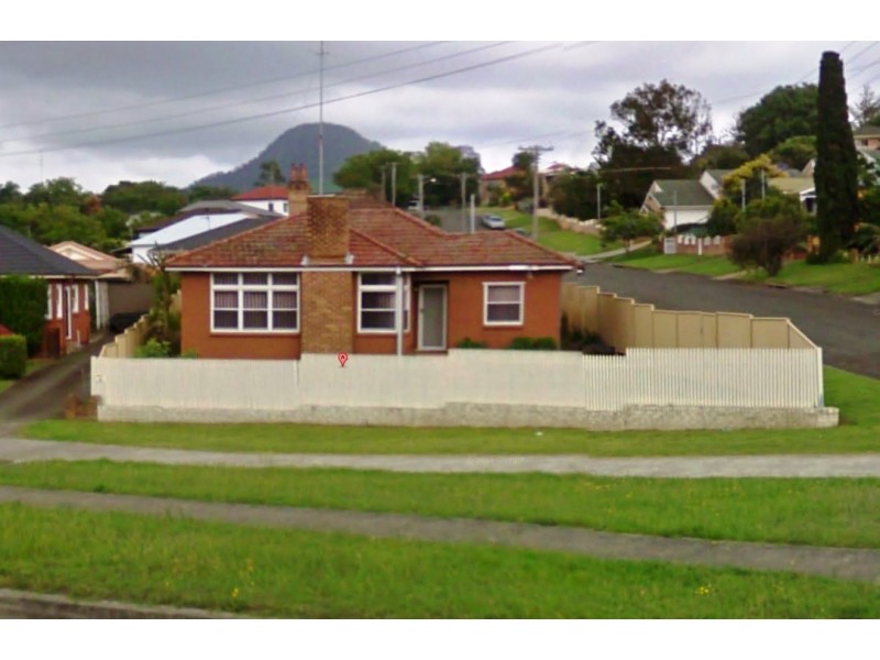 18 Princes Highway, Unanderra NSW 2526