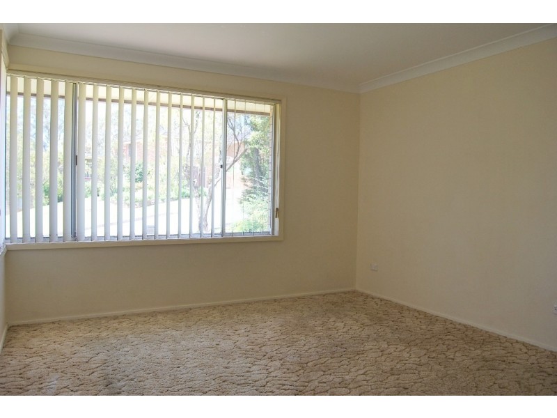 6 Belwarra Avenue, Figtree NSW 2525