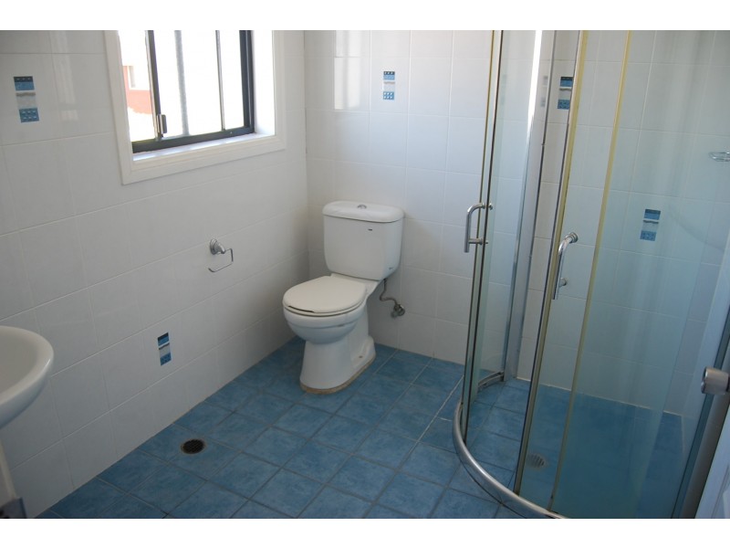 2/172 Corrimal Street, Wollongong NSW 2500