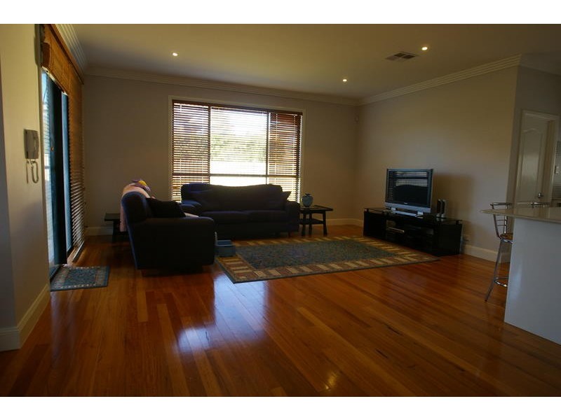 61 Sir Warwick Fairfax Drive, Harrington Park NSW 2567